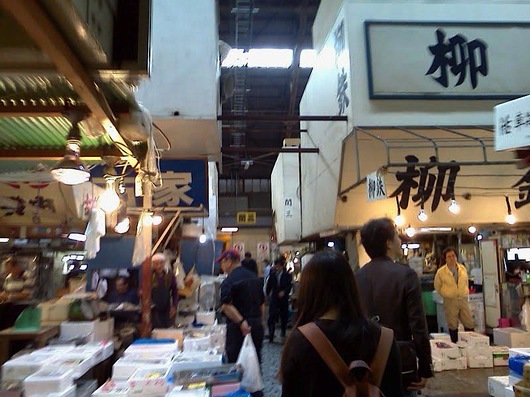 tsukiji01.JPG